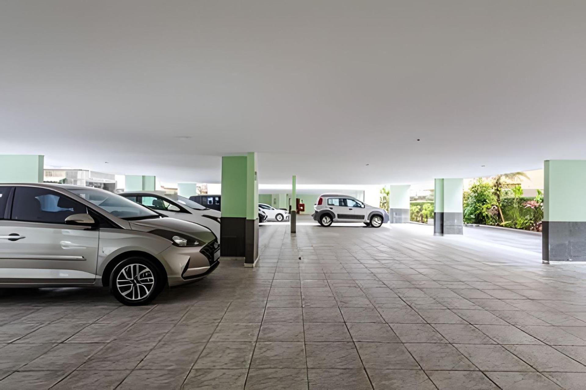 Apto Na Enseada Excelente Localizacao, 500M Da Praia, Garagem, Ar Condicionado Portaria 24 Horas Guarujá Zewnętrze zdjęcie