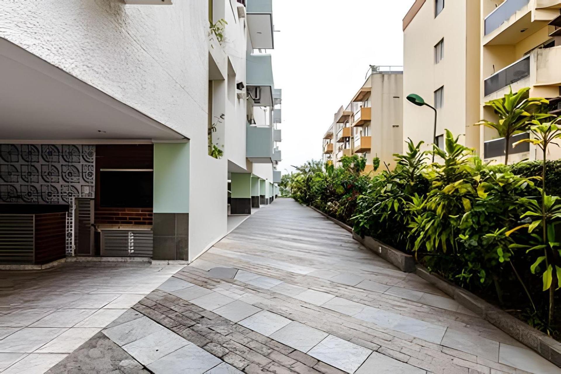 Apto Na Enseada Excelente Localizacao, 500M Da Praia, Garagem, Ar Condicionado Portaria 24 Horas Guarujá Zewnętrze zdjęcie